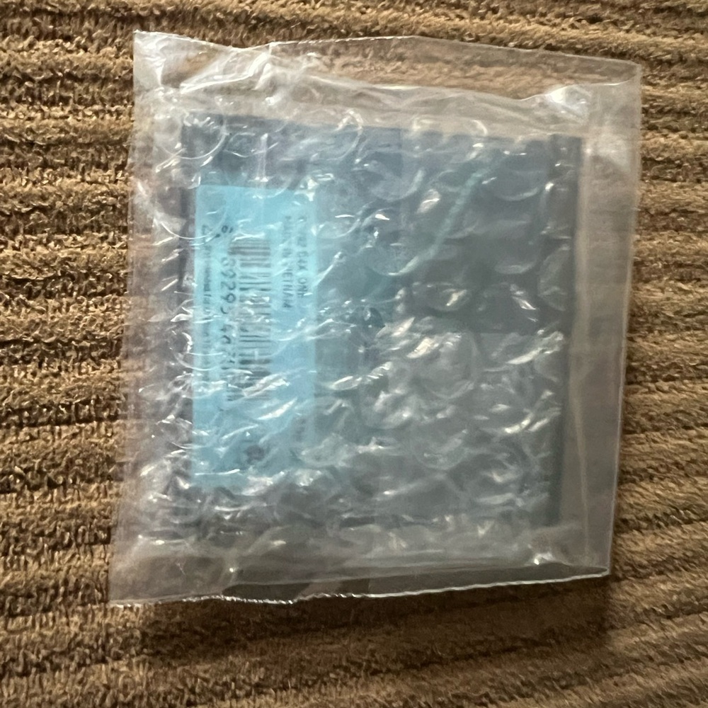 Coach Logo Script Necklace nwt in packaging - Picture 3 of 3